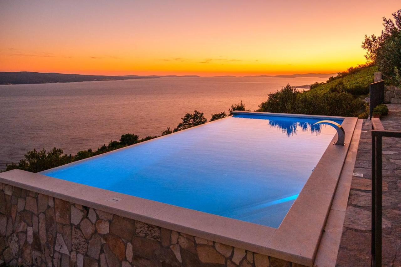 Villa Secluded Paradise Omis Exterior photo